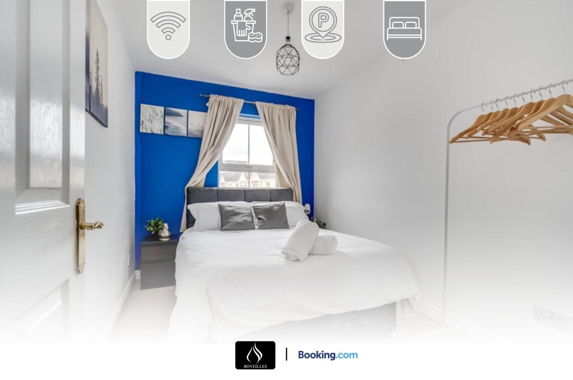 2 Bed House By Boyeilles Apartments Short Lets & Serviced Accommodation Belfast With Balcony & Free Parking Экстерьер фото